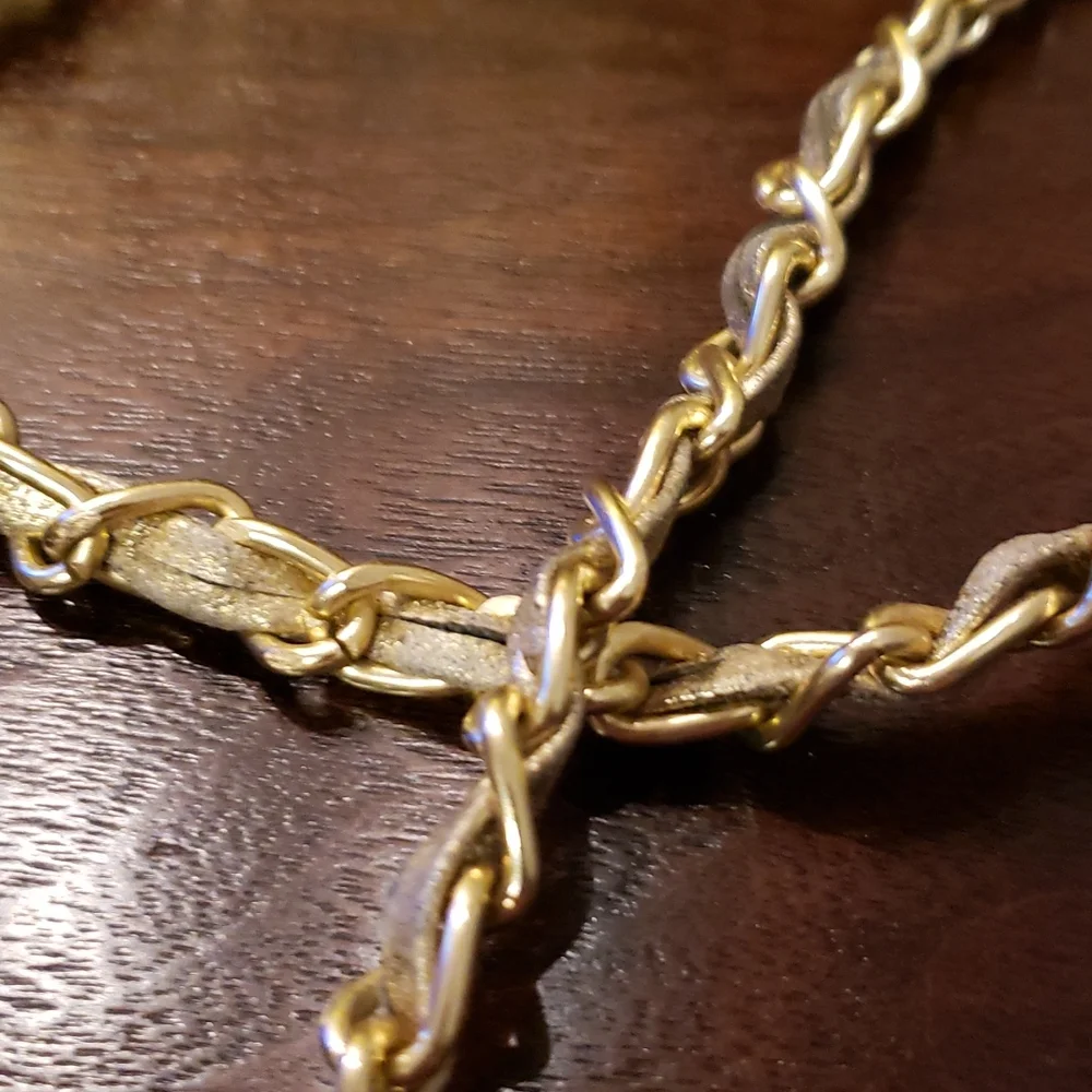 Unique Evening Bag - Picture 3 of 5